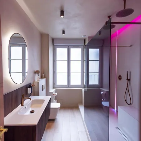 Harmony Avec Balnéo * Angers