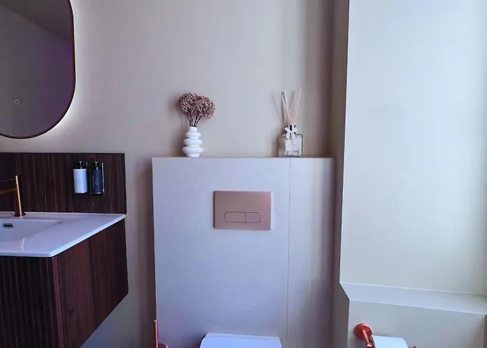 Harmony Avec Balneo * Angers